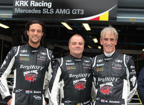 Dennis Retera, Raf Vanthoor en Marius Ritskes finishen knap in natte omstandigheden